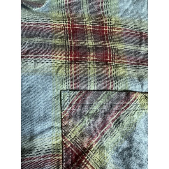 MAURICE'S Relaxed‎ Fit Blue & Red Flannel Shirt; Size XL - Picture 2 of 5